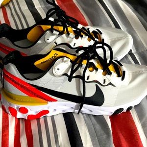 BRAND NEW MEN’S NIKE SIZE 8.5